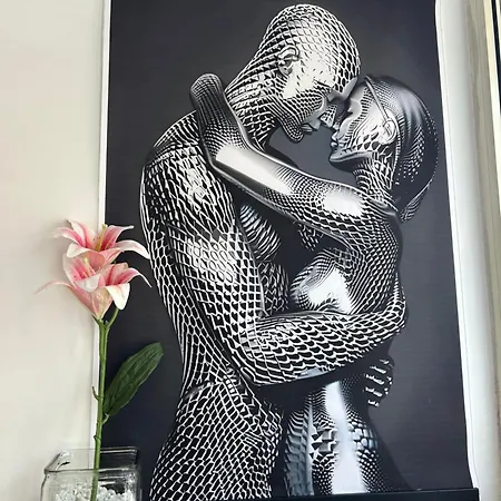 Along The Tiber Daire *